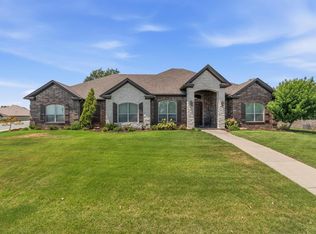 3233 Falling Water Rd, Sherwood, AR 72120