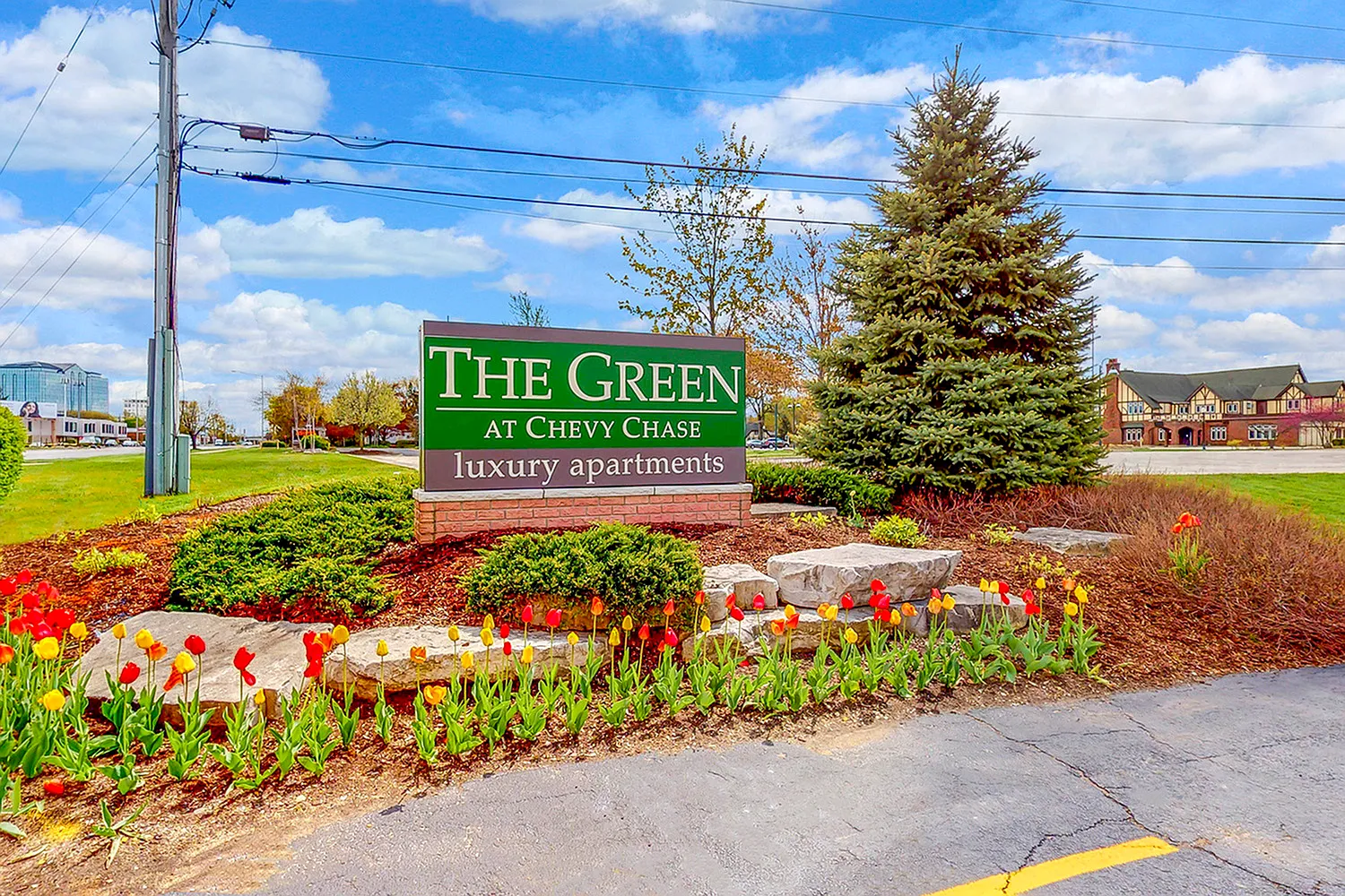 The Green At Chevy Chase Apartments — Photo 2