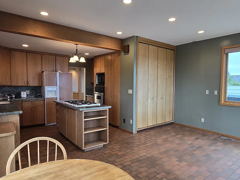 3033 W Viewmont Way W — Photo 29