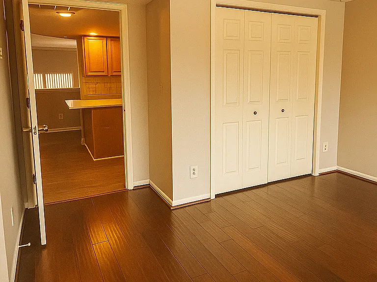 1357 Turner St — Photo 18