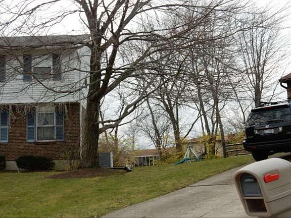 3rd image of 3 Braintree Ct