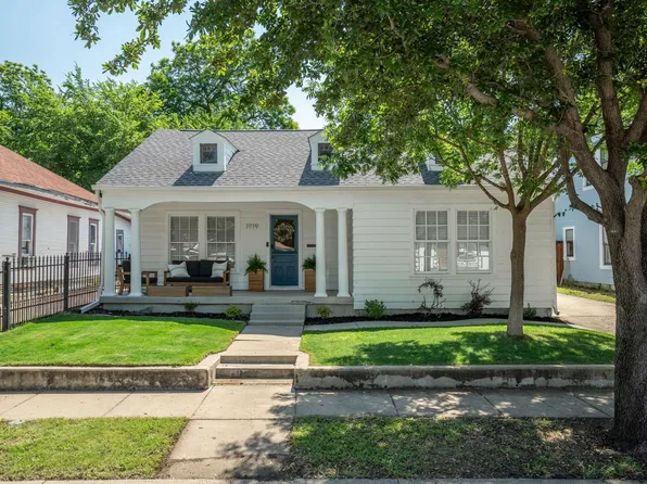 1919 S Henderson St, Fort Worth, TX 76110