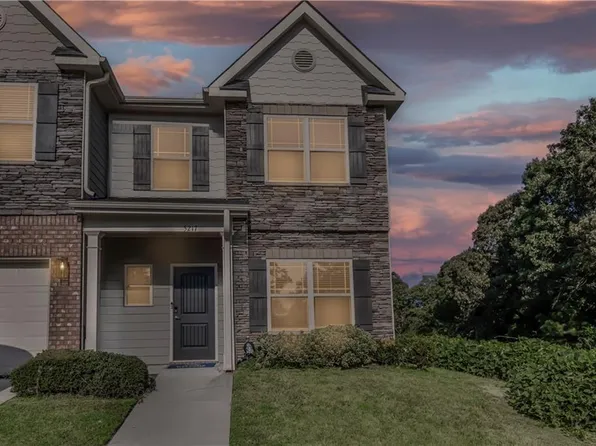 5217 Carrie Dr, Morrow, GA 30260