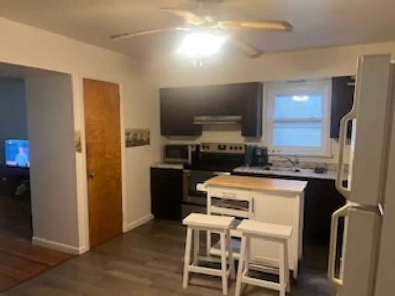 435 W Main St #7 — Photo 2