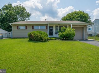 46 Midfield Rd, New Castle, DE 19720