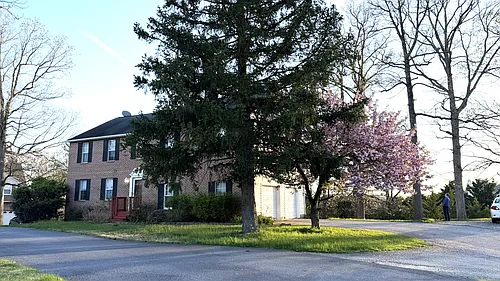 5283 Ilchester Rd Photo 1