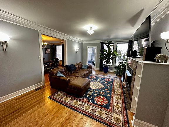 2nd image of 5215 S Drexel Ave APT 1S