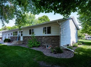 708 27th Ave SW, Willmar, MN 56201