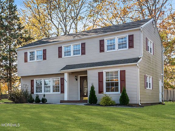 2nd image of 848 New Jersey Avenue