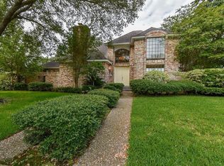 17427 Sandy Cliffs Dr, Houston, TX 77090