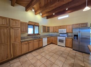 19 Camerada Rd, Santa Fe, NM 87508