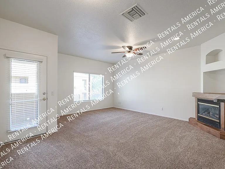 1716 W Cortez St #248 — Photo 9