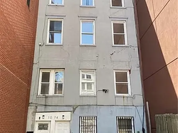 1074 Fulton Street image 1 of 8