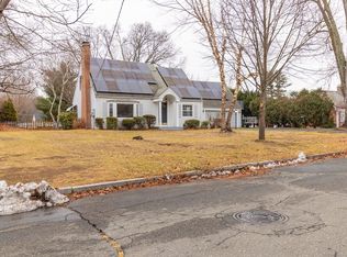 64 Acrebrook Rd, Springfield, MA 01129