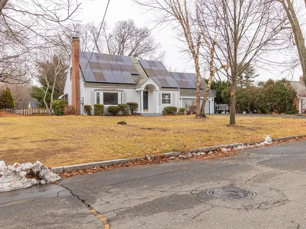 64 Acrebrook Rd, Springfield, MA 01129