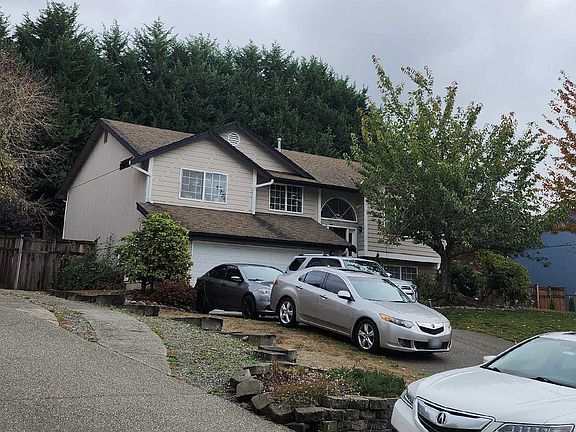 3rd image of 11317 216th Ave E