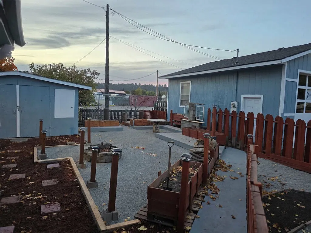 13615 E. Trent Ave - House — Photo 4