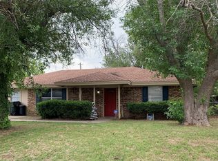 212 Southside Dr, Sanger, TX 76266