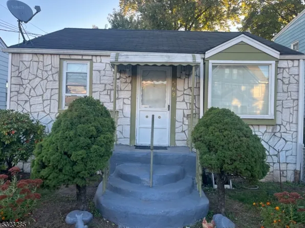 567-569 E 38th St, Paterson City, NJ 07513