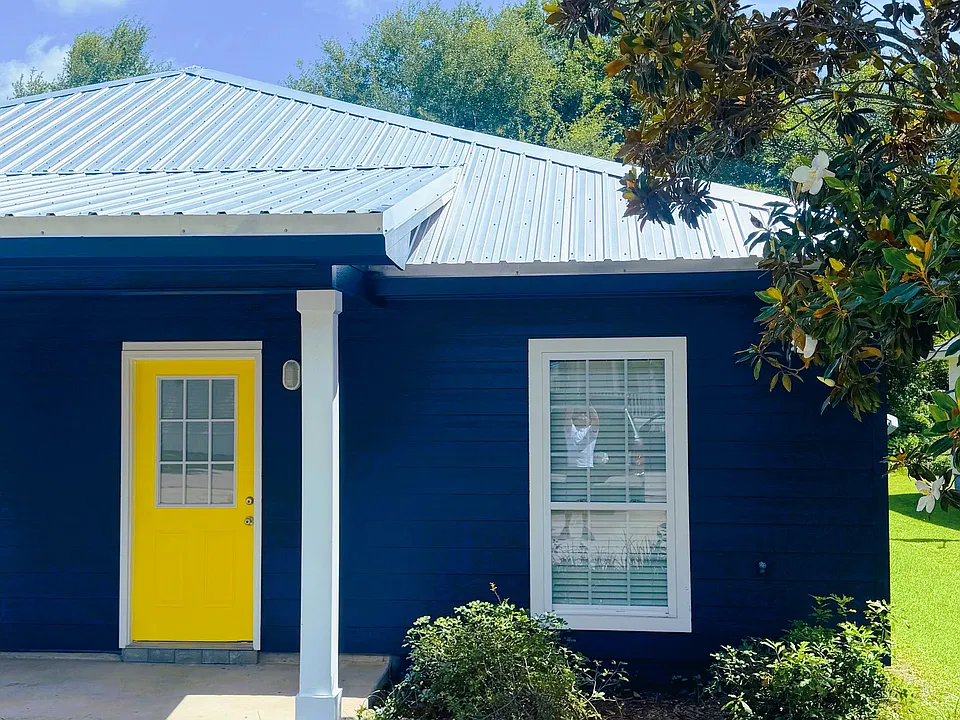 327 Ruella Ave