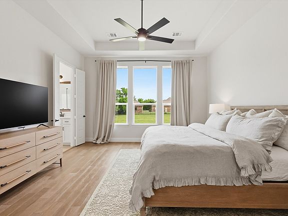 4th image of 300 Waterview Dr