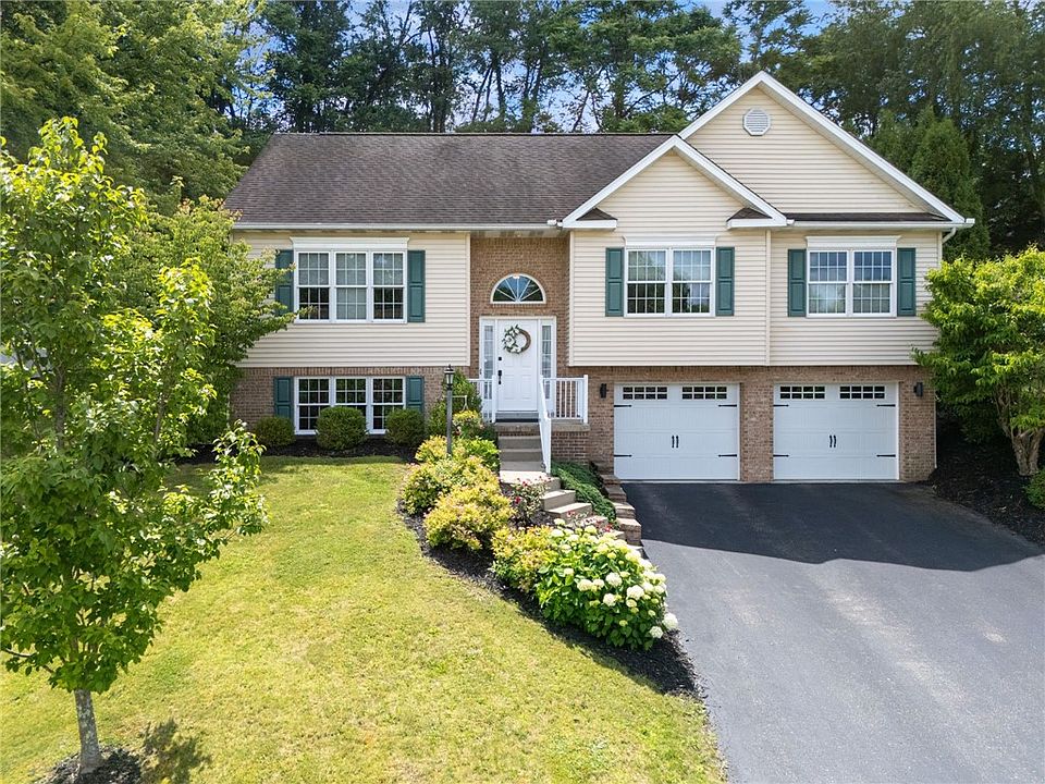 1st image of 74 Laurel Dr