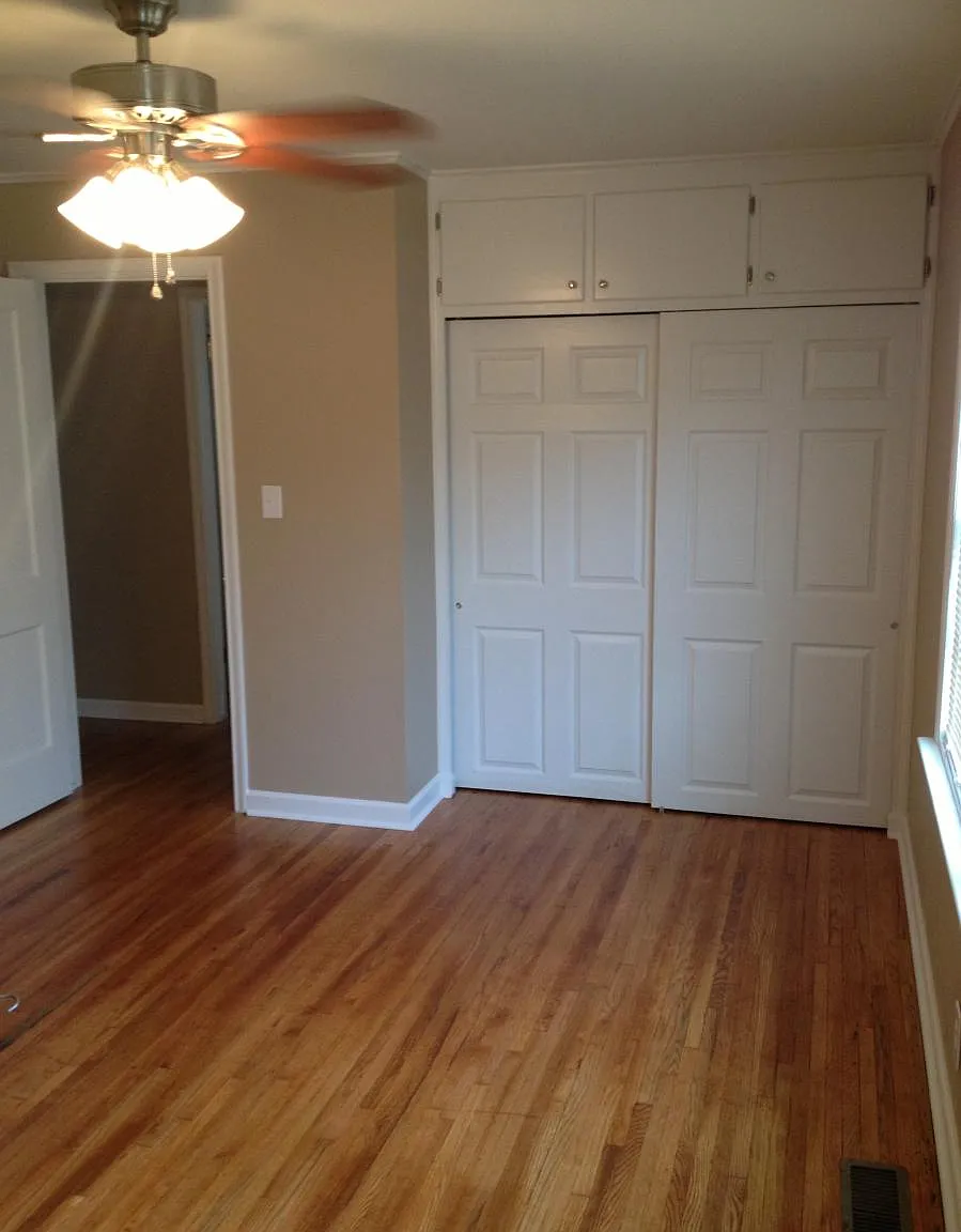 4902 S Cincinnati Avenue — Photo 4