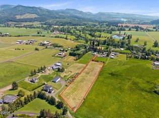 802 Trask River Rd, Tillamook, OR 97141