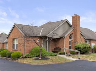 2430 Sportsman Dr, Grove City, OH 43123