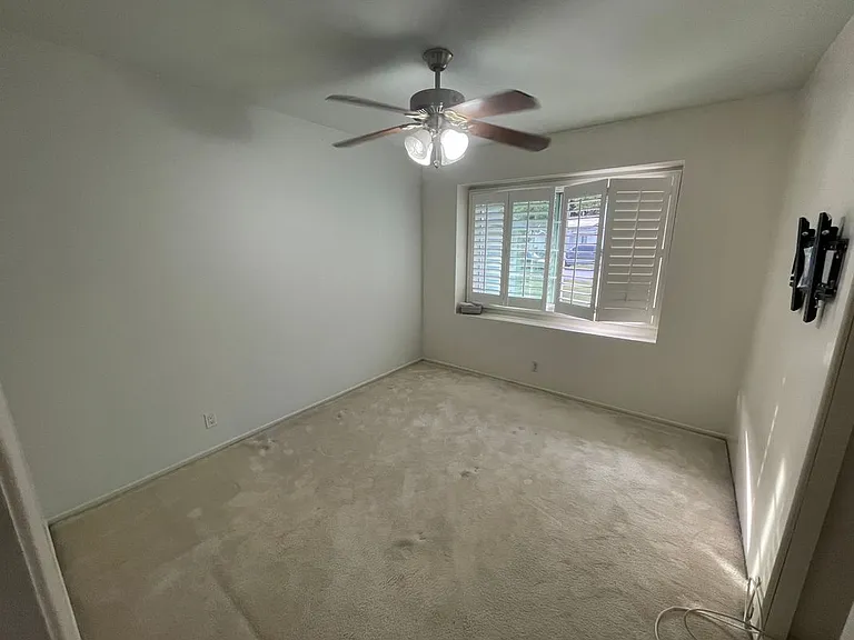 13422 Castana Ave — Photo 7