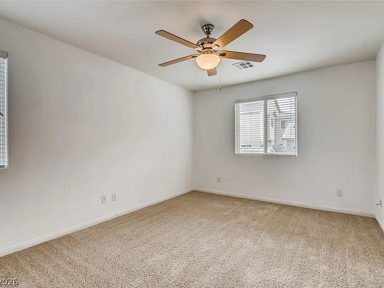 996 Wagner Valley St — Photo 14