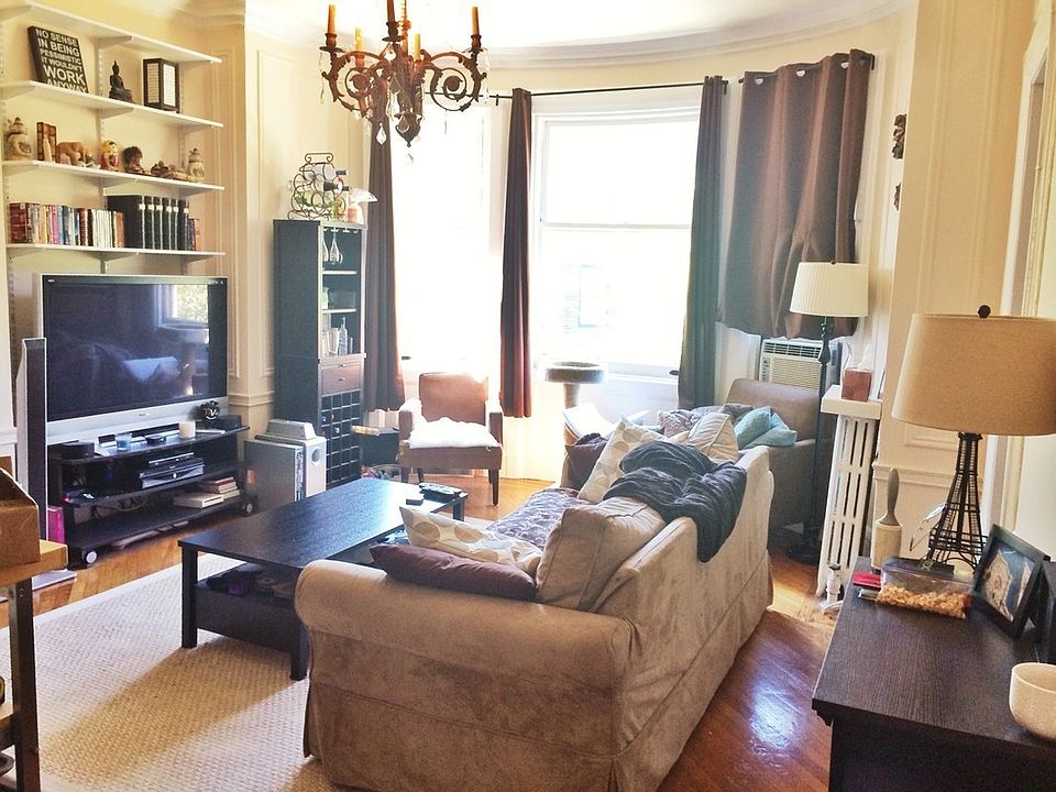 1st image of 319 Garfield Pl APT 2A