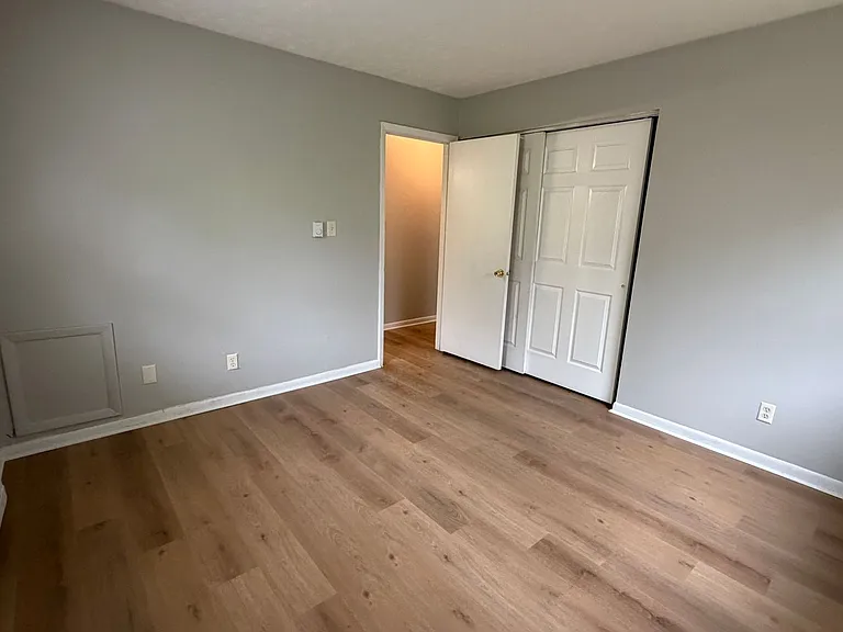 1324 Cherry Hill Dr — Photo 11