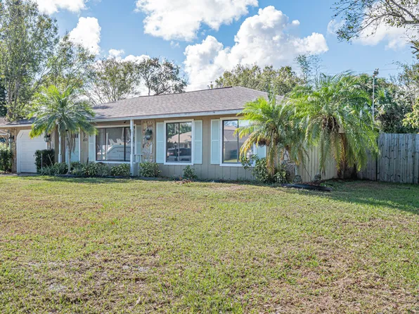 450 Toledo Street, Sebastian, FL 32958