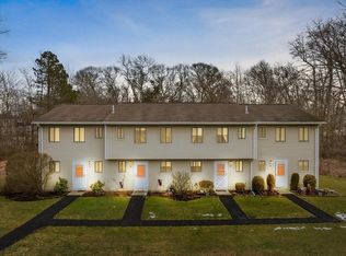 15 Heather Ln, Bridgewater, MA 02324