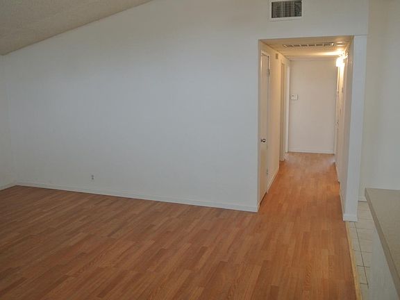 4th image of 4204 38th Ave