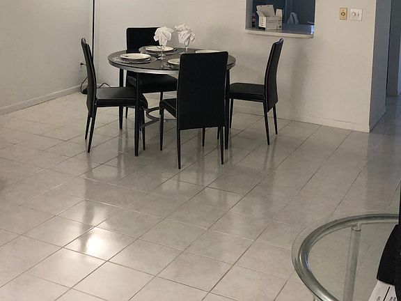 4th image of 2515 NE 2nd Ct APT 211