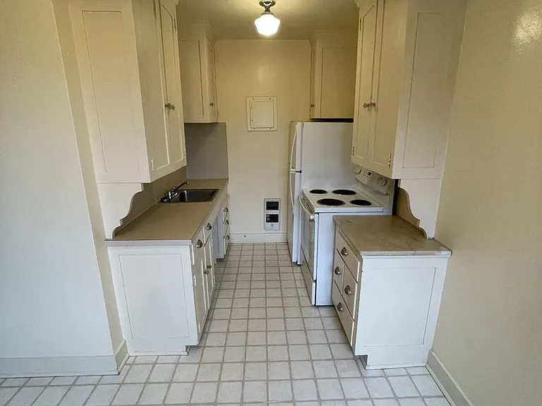 Glen Eden LLC — Photo 21