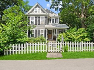 3 Academy St, New Paltz, NY 12561