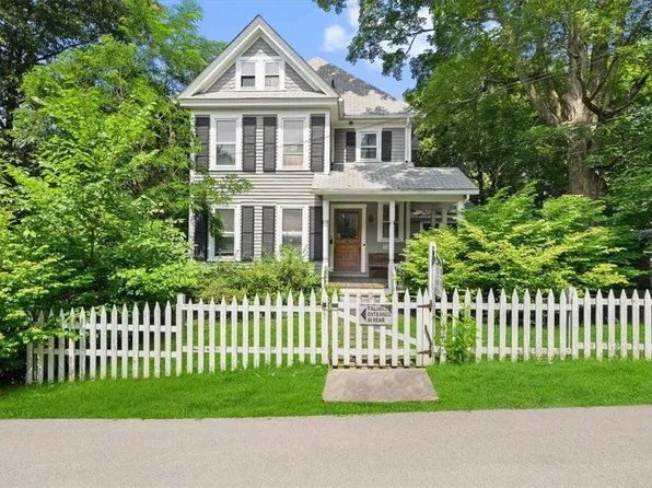 3 Academy Street, New Paltz, NY 12561