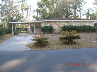 2005 Helms Ave, Leesburg, FL 34748
