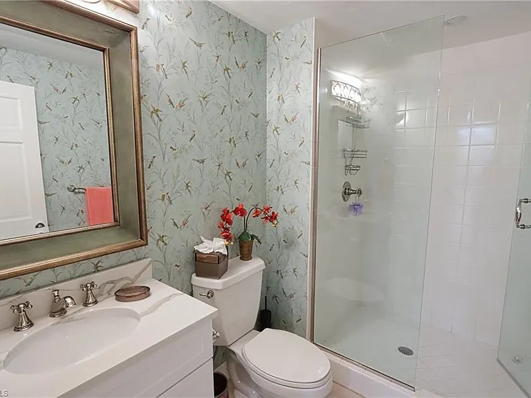 60 Seagate Dr #402 — Photo 22