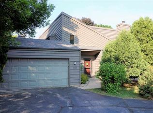 803 E Windfield Pl, Appleton, WI 54911