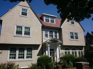 297 Buckminster Rd, Brookline, MA 02445