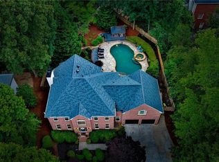 2882 Clary Hill Dr NE, Roswell, GA 30075