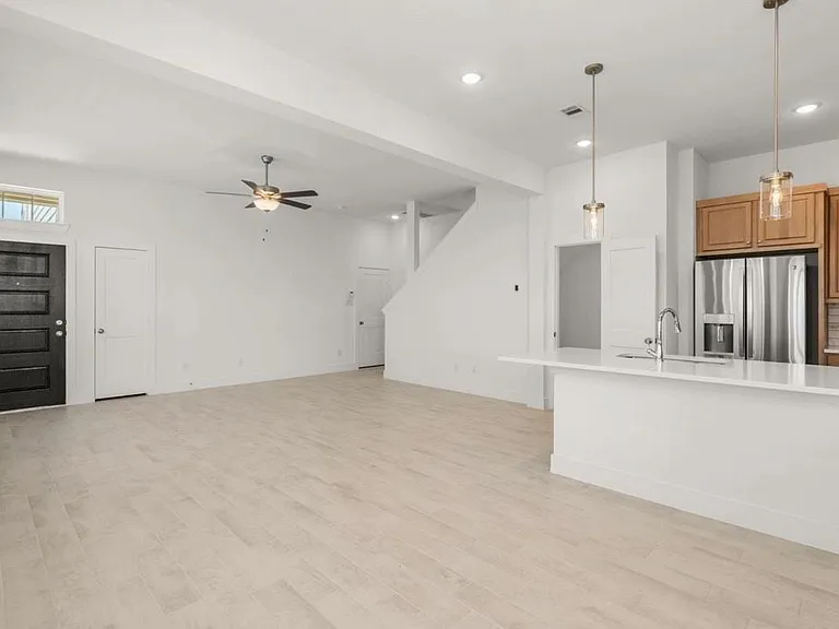 5234 Capricorn Way — Photo 5