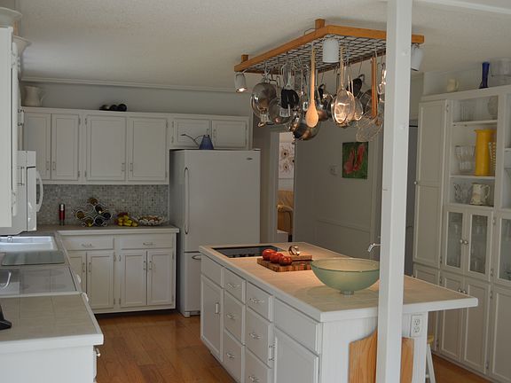 4th image of 8203 Birchdale Dr