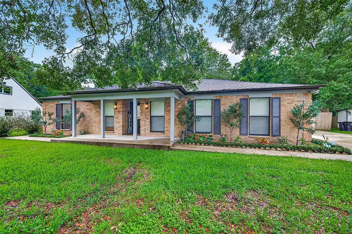 Building Photo - 548 Brandon Rd