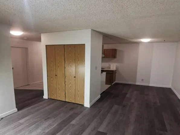 8651 Westminster Hwy #224, Richmond, BC V6X 3E3