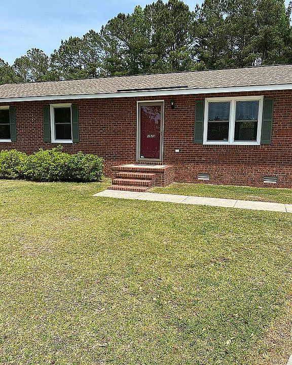 1st image of 3525 Old Whiteville Rd